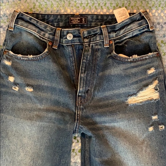 Abercrombie and Fitch Annie High rise wide leg - Picture 3 of 4